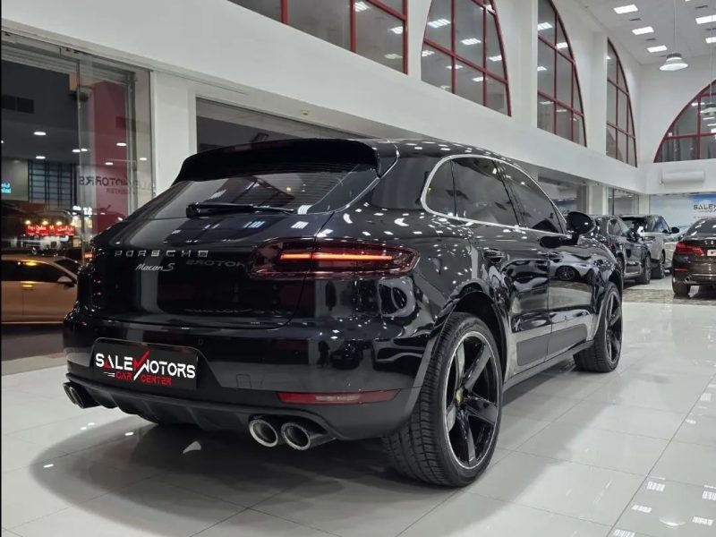 Porsche Macan S