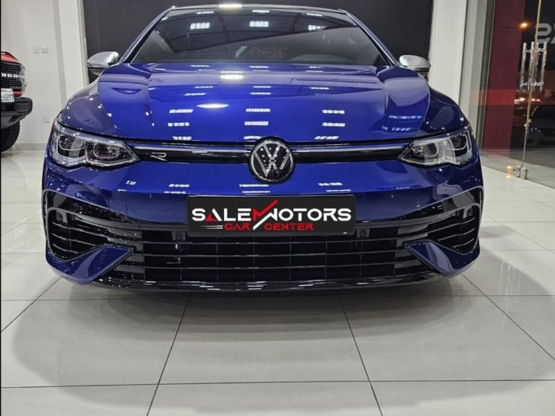 Volkswagen Golf - R